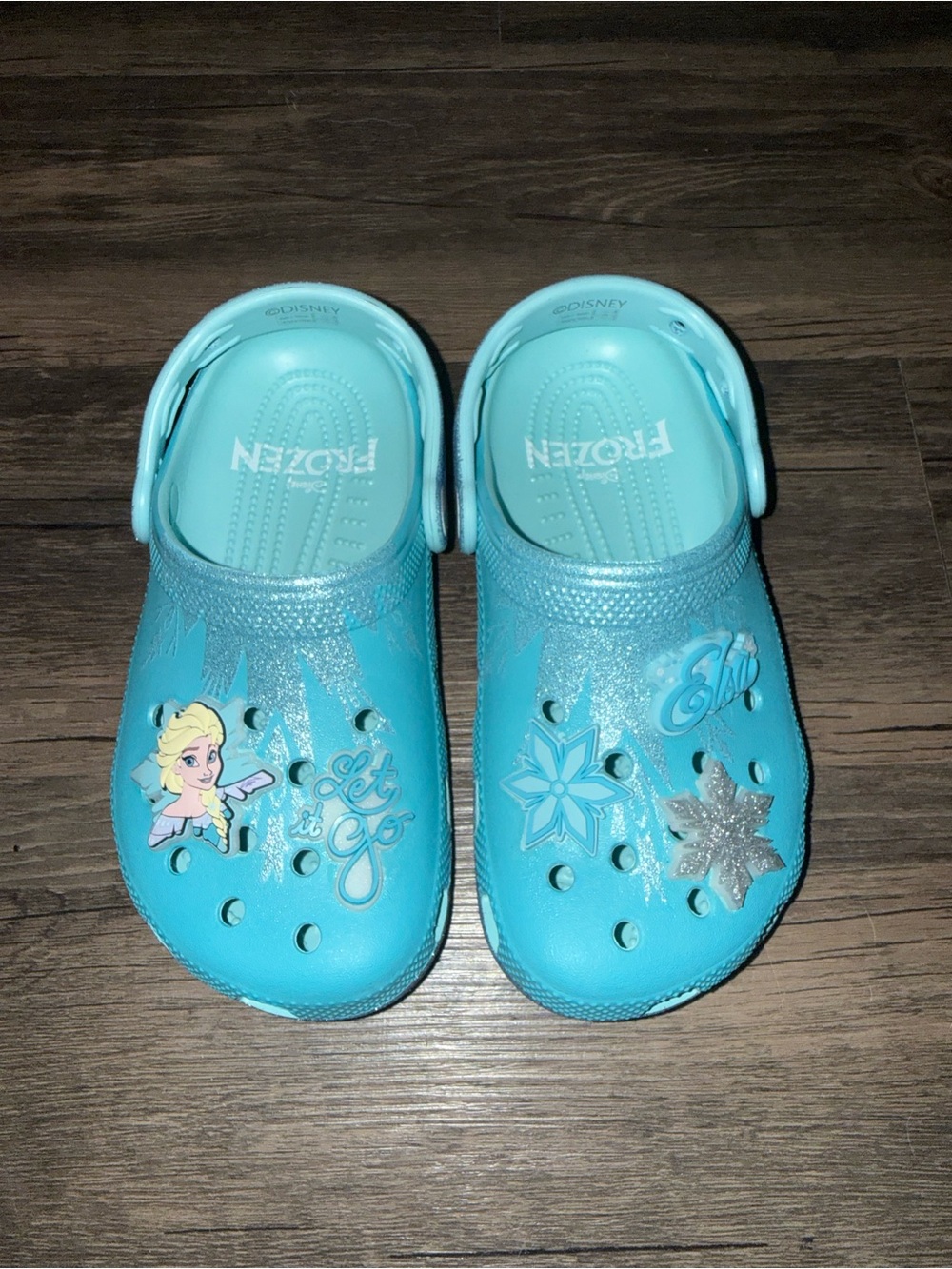 Crocs Kids' Disney Frozen Elsa Classic Clog Size J1 NWOT Blue Glitter Girls
